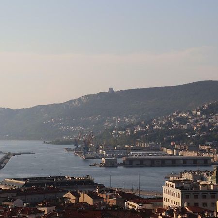 Apartmán Ir Panoramic Terst Exteriér fotografie